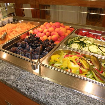 Hotel Sommerhaus Am Internats-Campus Бад Леонфелден Екстериор снимка