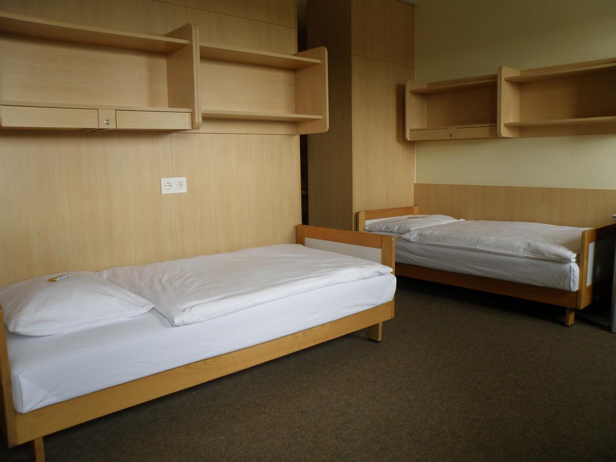 Hotel Sommerhaus Am Internats-Campus Бад Леонфелден Екстериор снимка